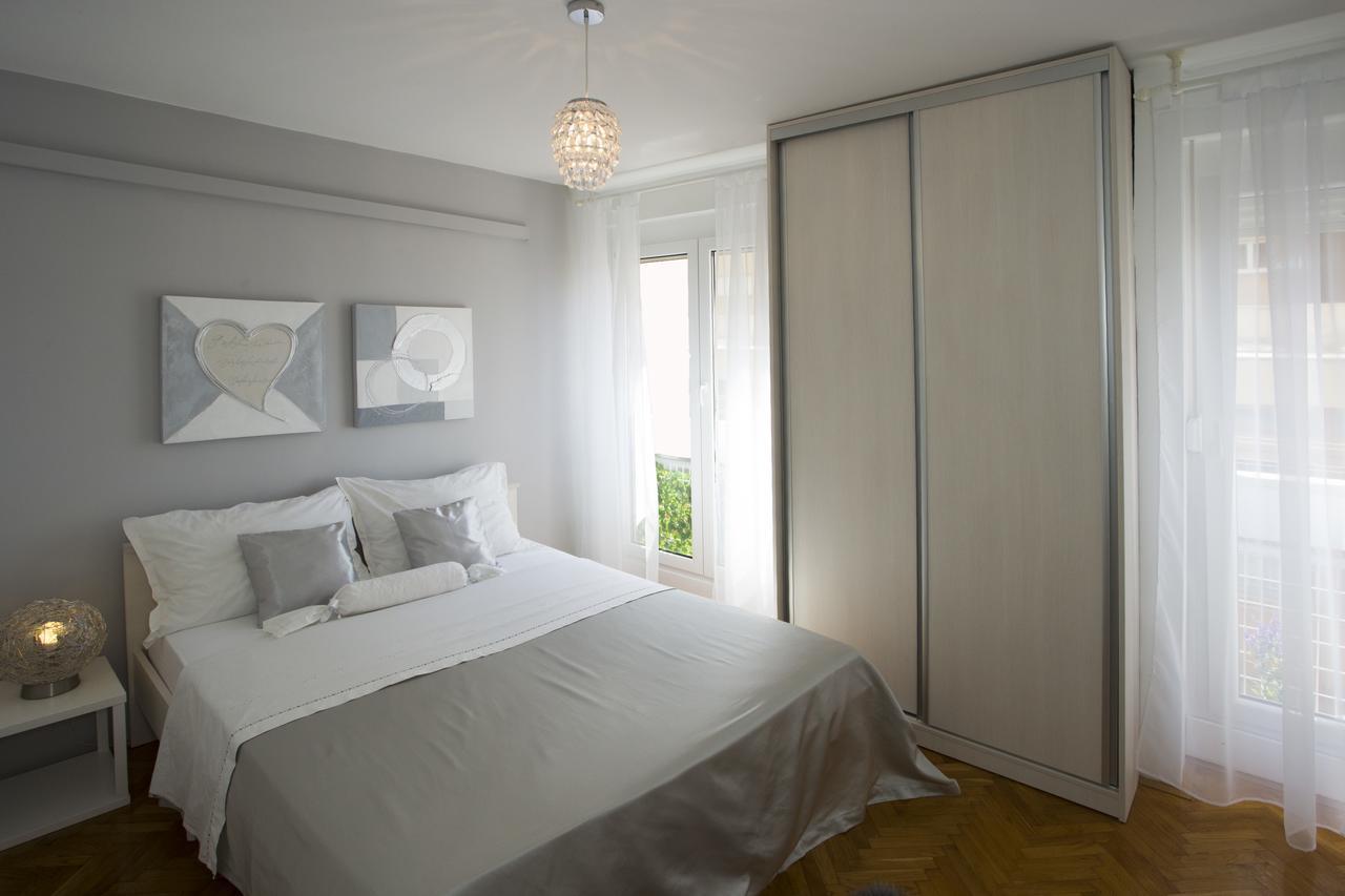 Apartment Amalfi สปลิท ภายนอก รูปภาพ