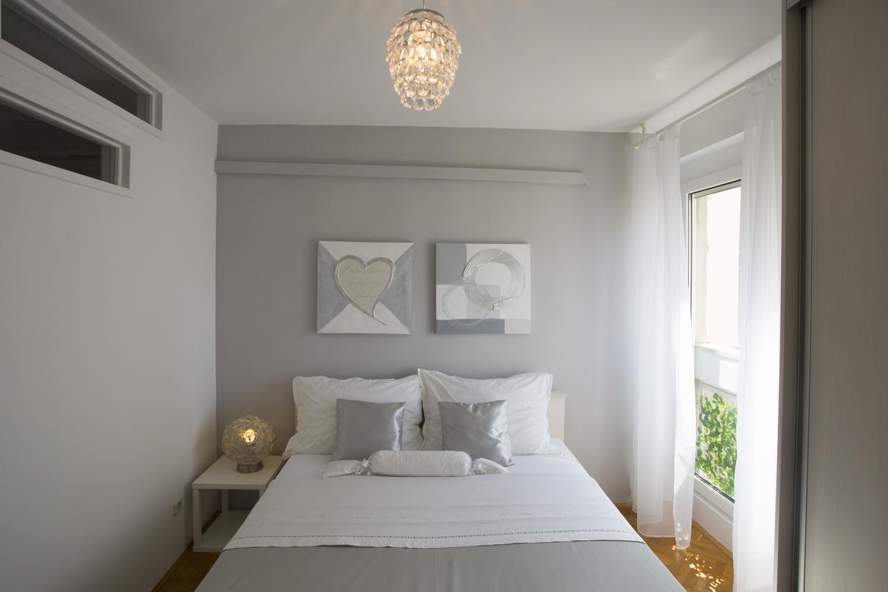 Apartment Amalfi สปลิท ภายนอก รูปภาพ