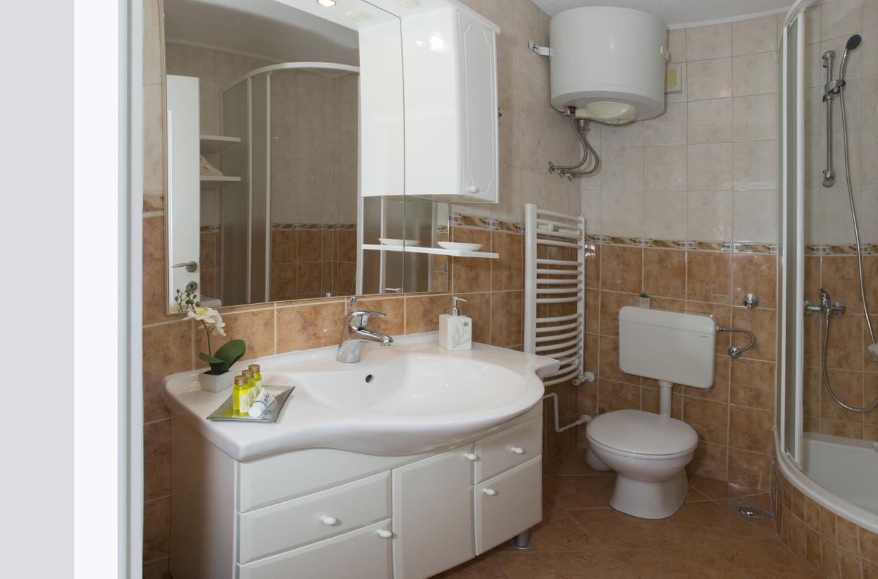 Apartment Amalfi สปลิท ภายนอก รูปภาพ