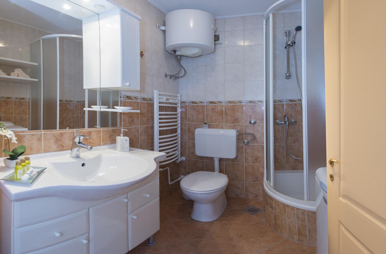 Apartment Amalfi สปลิท ภายนอก รูปภาพ