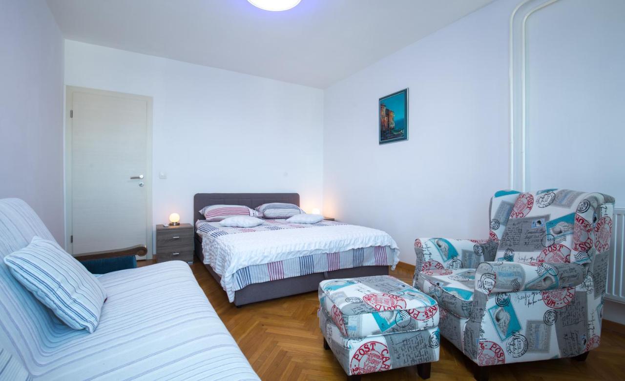 Apartment Amalfi สปลิท ภายนอก รูปภาพ