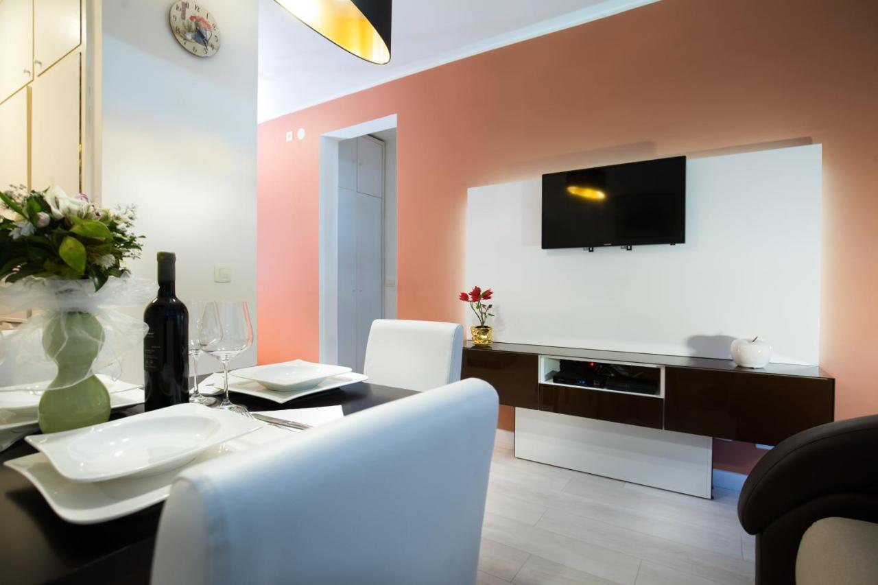 Apartment Amalfi สปลิท ภายนอก รูปภาพ
